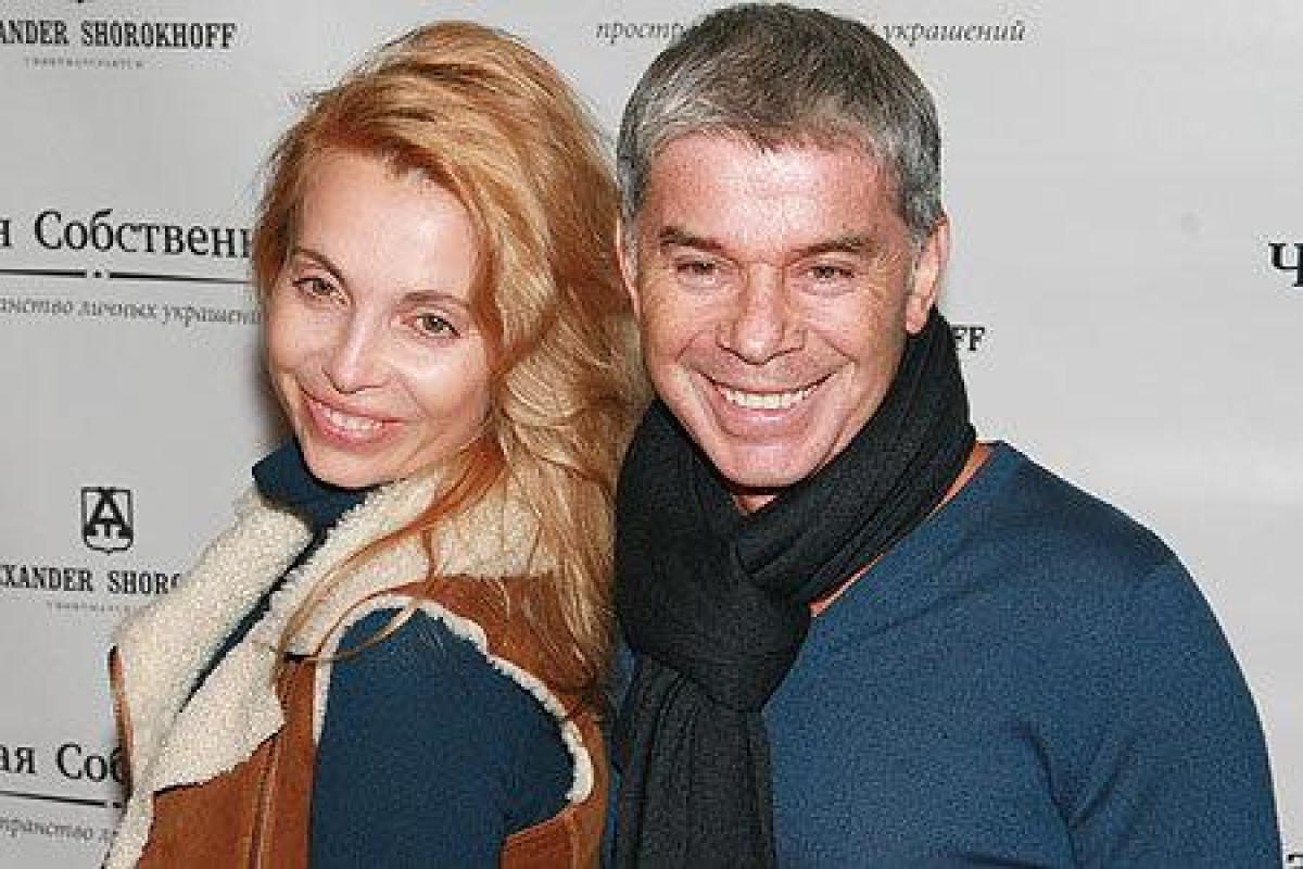 Поклонники раскритиковали пикантное фото супруги певца Олега Газманова