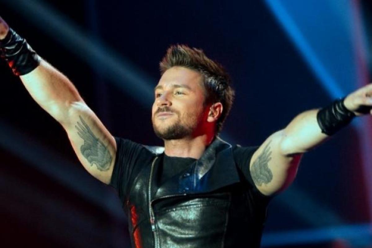 Певец Сергей Лазарев поделился "компроматом" на Веру Брежневу