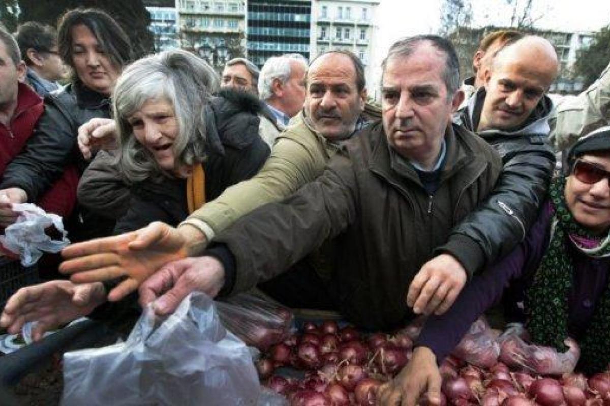Жители "ДНР" на грани выживания: продуктов на всех катастрофически не хватает Жители "ДНР" на грани выживания: продуктов на всех катастрофически не хватает