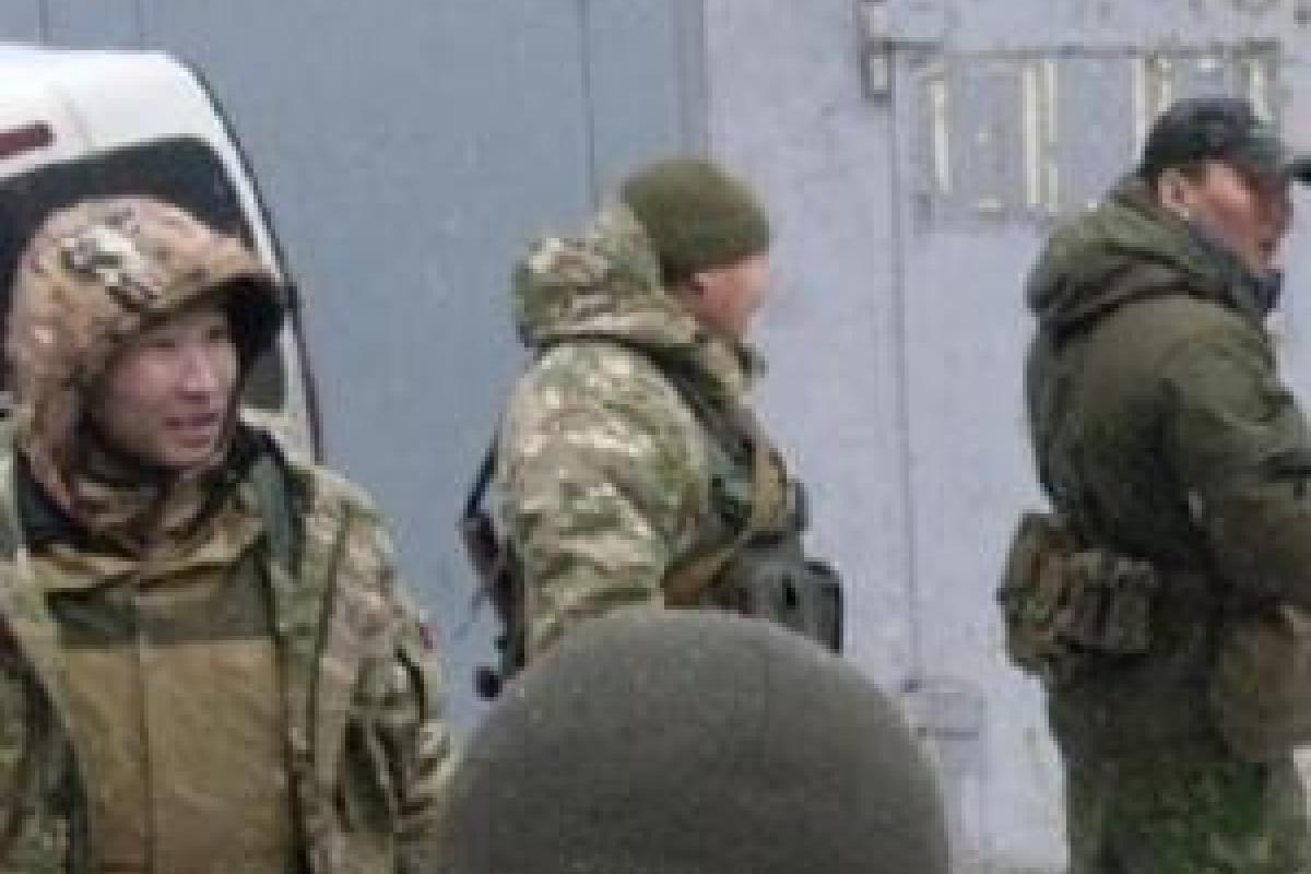 Российские военные ограбили продуктовый магазин в поселке Безымянное на Донетчине Российские военные ограбили продуктовый магазин в поселке Безымянное на Донетчине