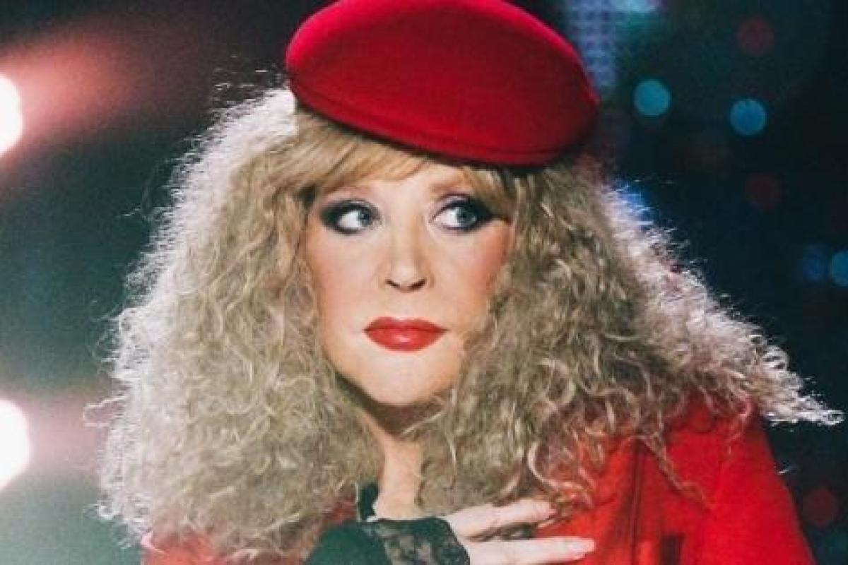 Музыкант Александр Буйнов жестко отреагировал на предложение "убрать" Пугачеву с экрана