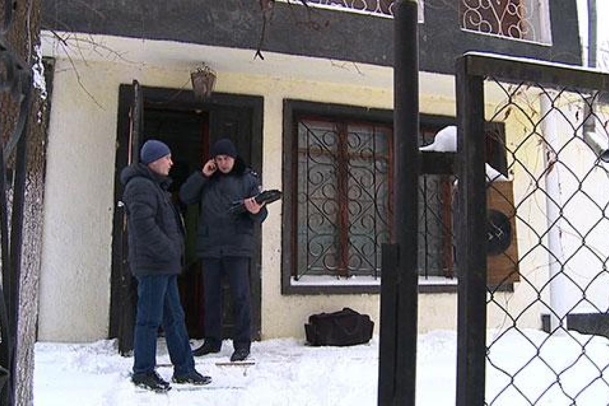 В Виннице женщина, обнаружив своего годовалого ребенка мертвым, продолжила "дружеское застолье" В Виннице женщина, обнаружив своего годовалого ребенка мертвым, продолжила "дружеское застолье"