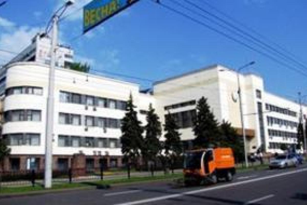 В Донецке неизвестные "заминировали" здание администрации Ворошиловского района В Донецке неизвестные "заминировали" здание администрации Ворошиловского района