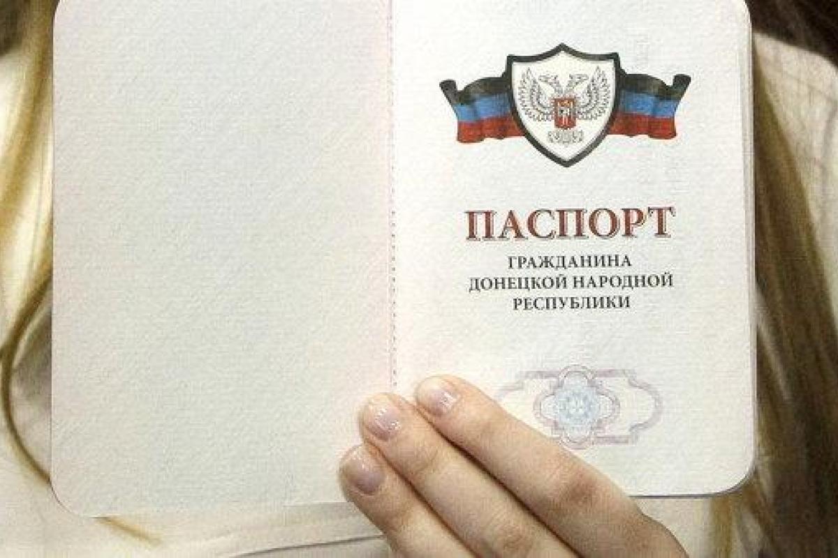 Казанский: По сути паспорта "ДНР" и "ЛНР" - это сувениры, которые можно печатать и раздавать таджикам и вьетнамцам