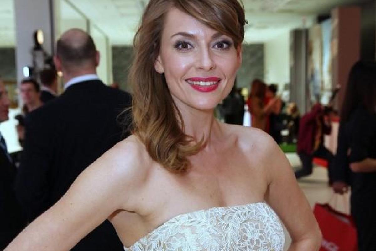 Актриса Любовь Толкалина отпраздновала 39-летие