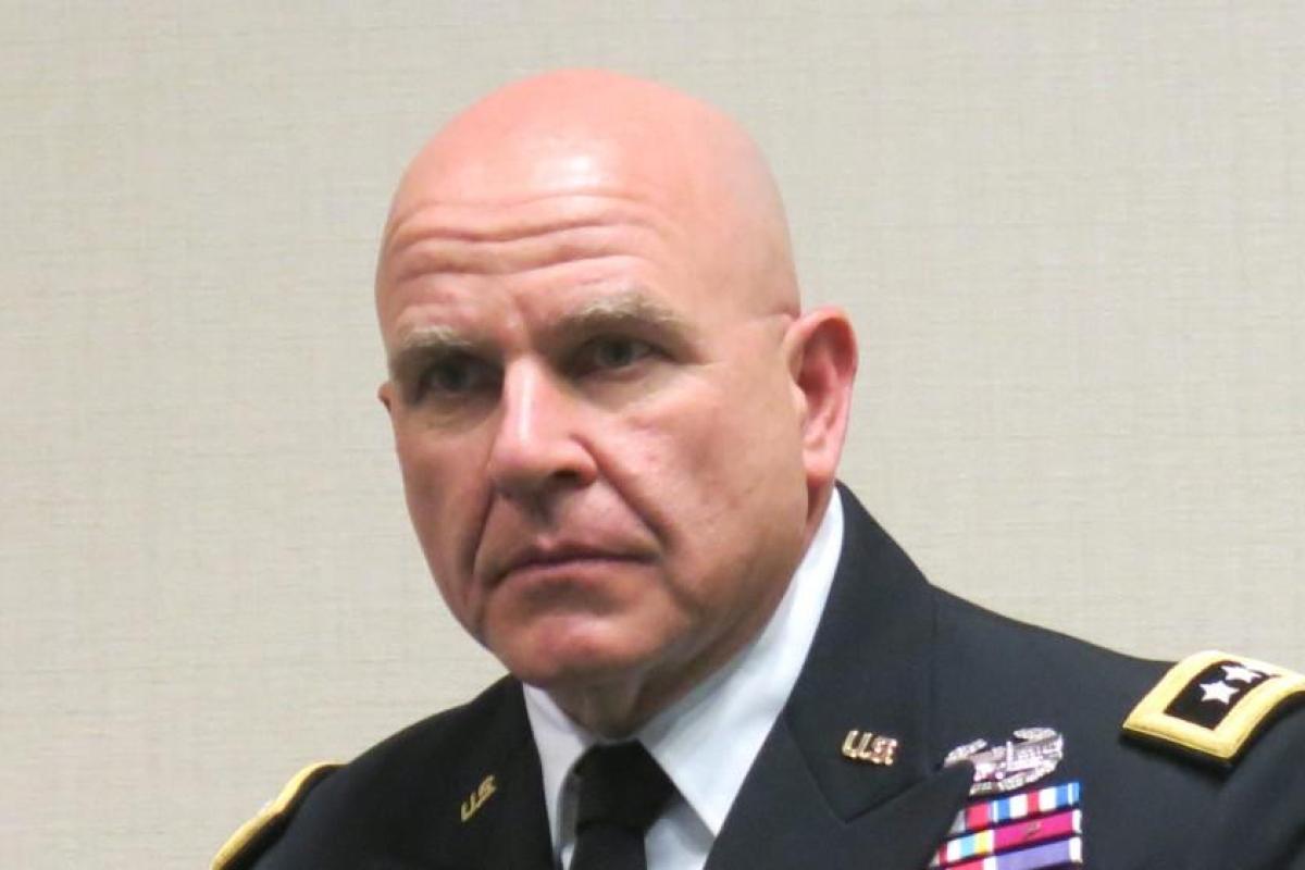 Трамп назначил своим советником генерала МакМастера - большого ненавистника Кремля Трамп назначил своим советником генерала МакМастера - большого ненавистника Кремля