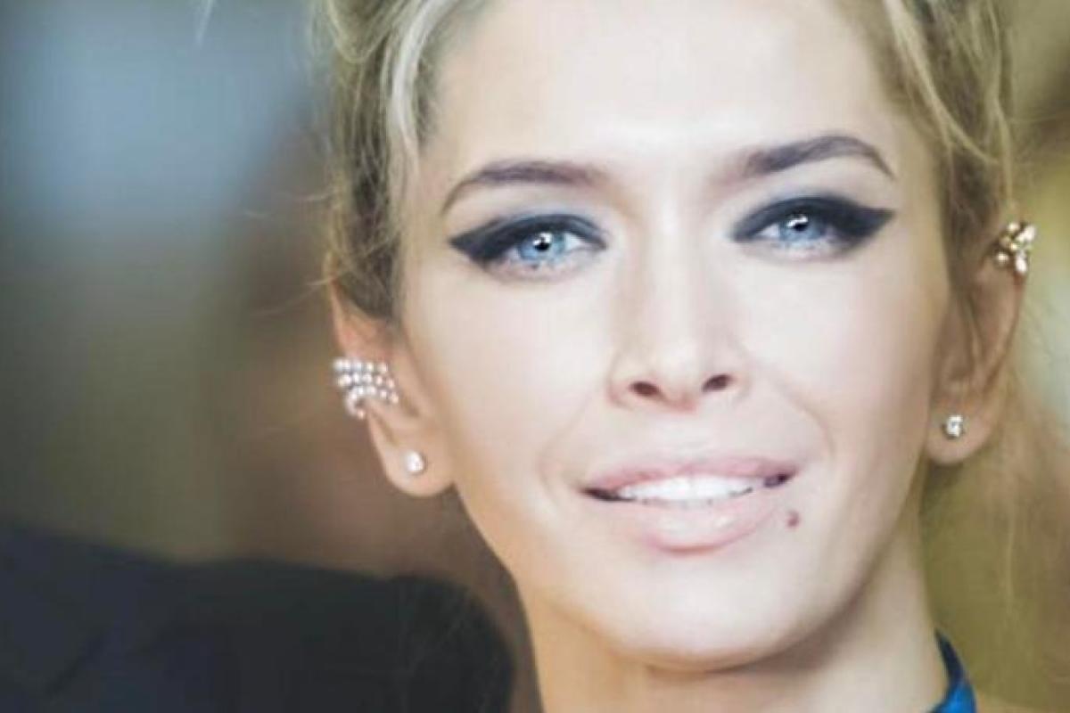 Вера Брежнева не понравилась поклонникам в образе жгучей брюнетки