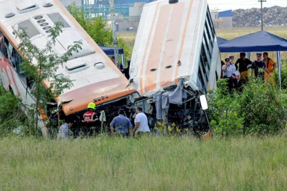 В Аргентине столкнулись два автобуса: есть жертвы, много раненых