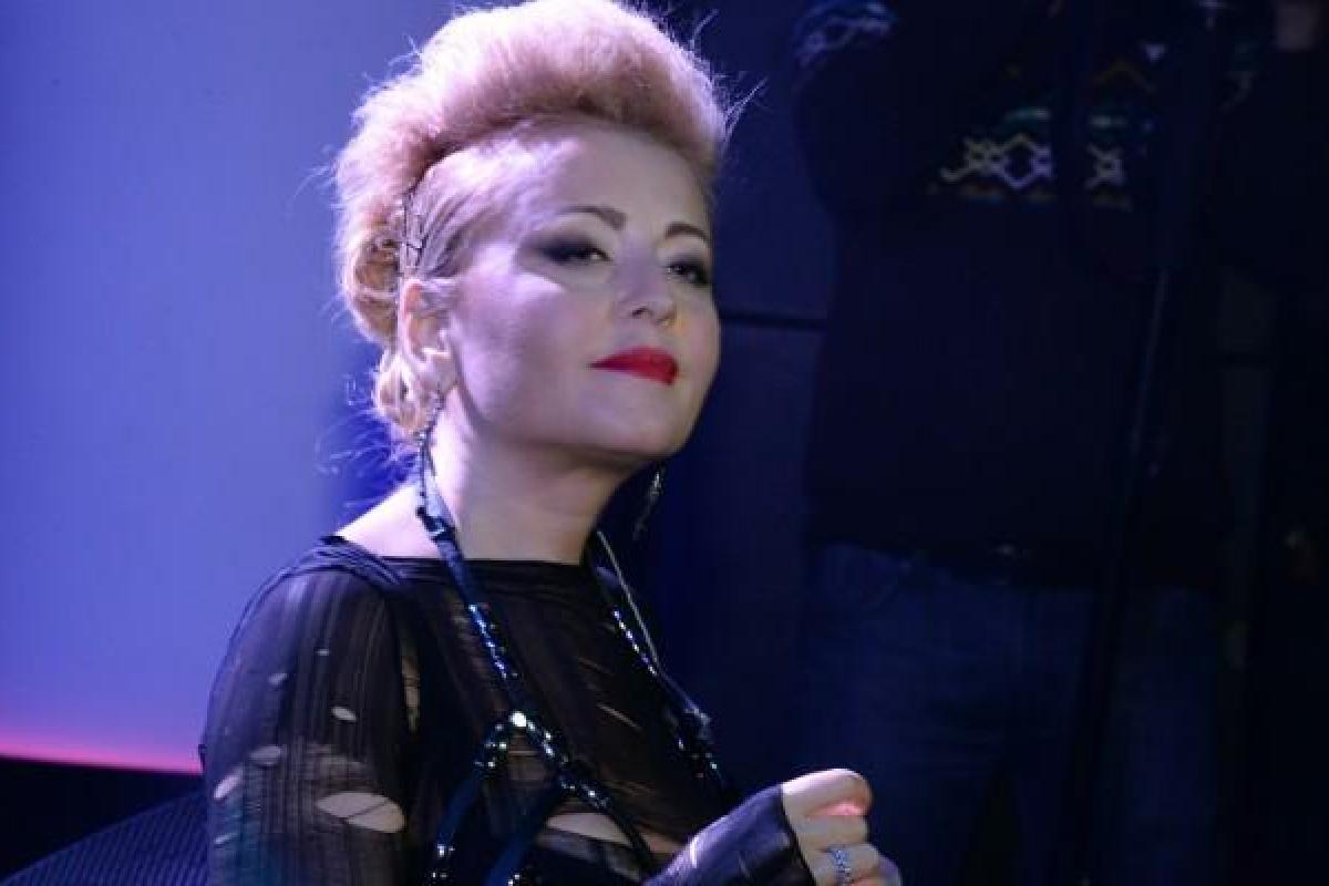 Певица Анжелика Варум рассказала, как после ДТП потеряла голос