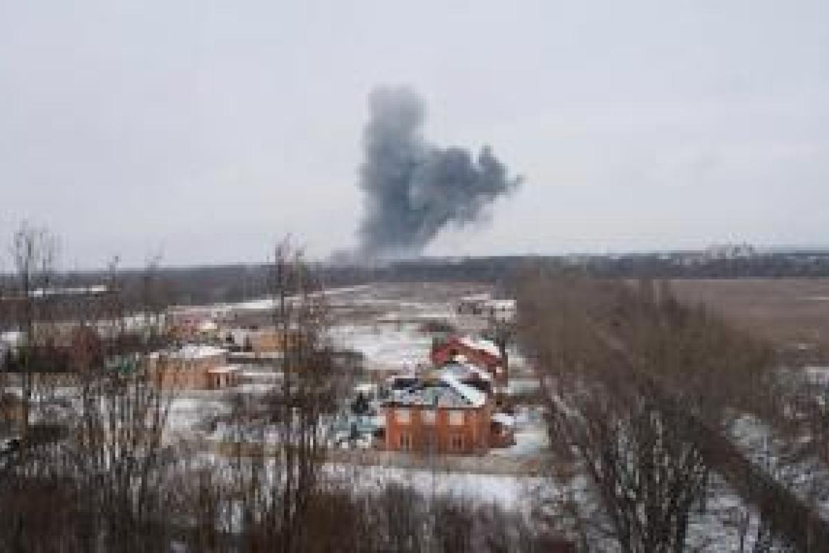В сеть попало видео с места взрыва на территории Донецкого казенного завода химреактивов В сеть попало видео с места взрыва на территории Донецкого казенного завода химреактивов