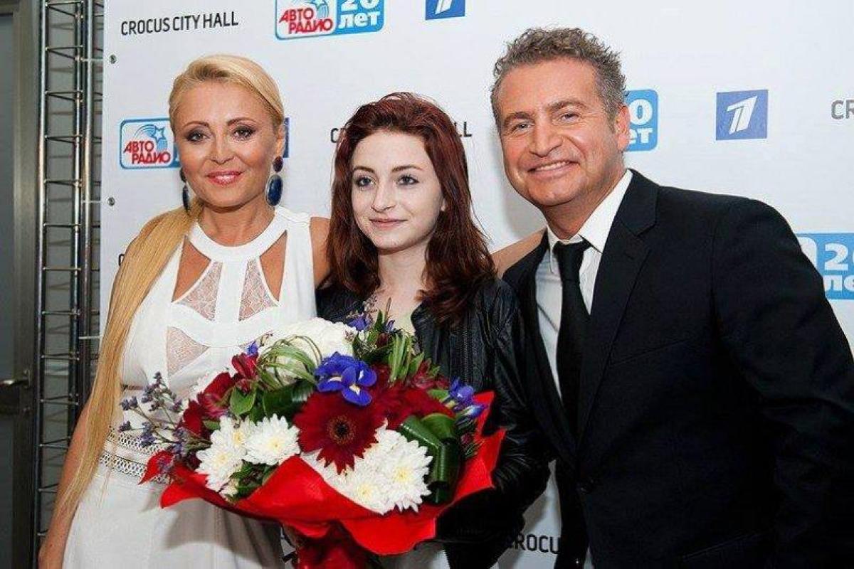 Дочь Анжелики Варум и Леонида Агутина отмечает 18-летие