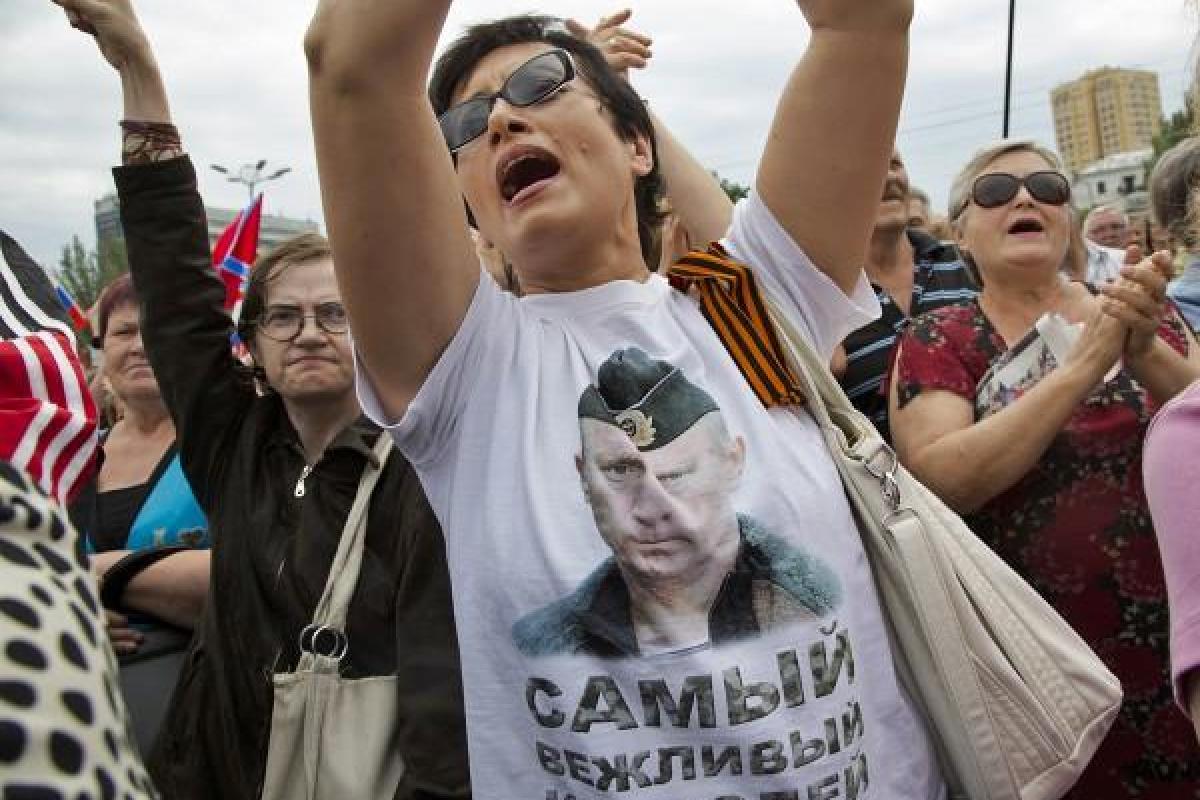 Пора пожизненно лишать украинского гражданства предателей и коллаборационистов - блогер Пора пожизненно лишать украинского гражданства предателей и коллаборационистов - блогер