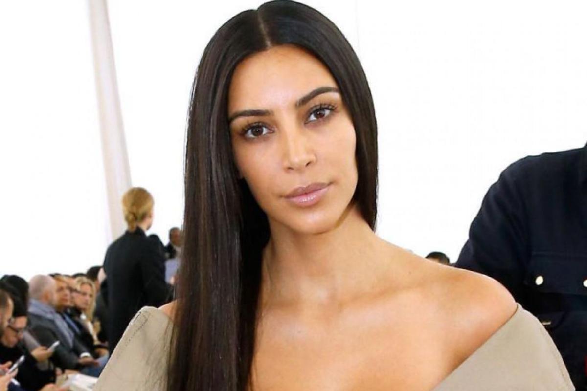 Светская львица Ким Кардашьян показала, какой была в детстве