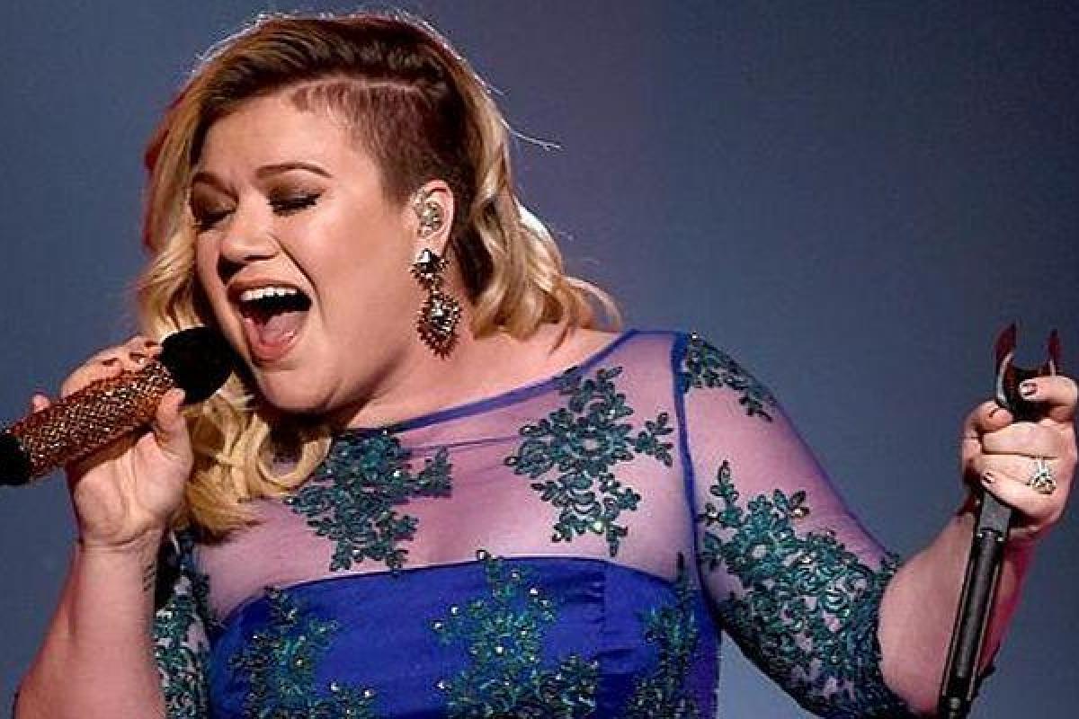 Певице Келли Кларксон медики "по ошибке" поставили страшный диагноз