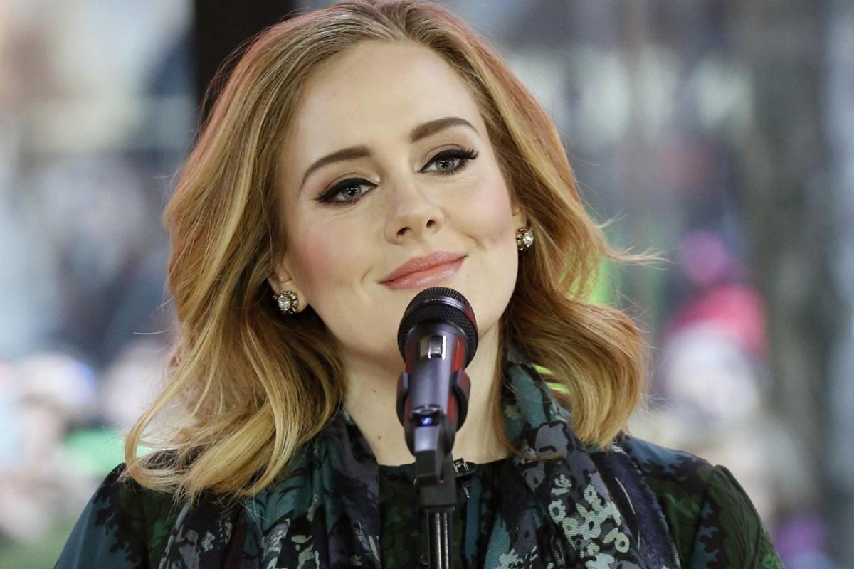 Певица Адель стала обладателем премии "Грэмми" в пяти номинациях