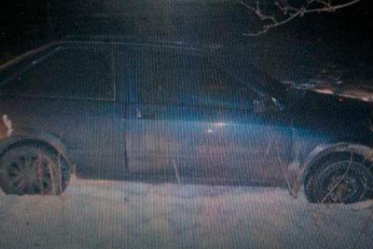 В Черновцах 11-летний мальчик угнал "Nissan Cherry", припаркованный у школы В Черновцах 11-летний мальчик угнал "Nissan Cherry", припаркованный у школы