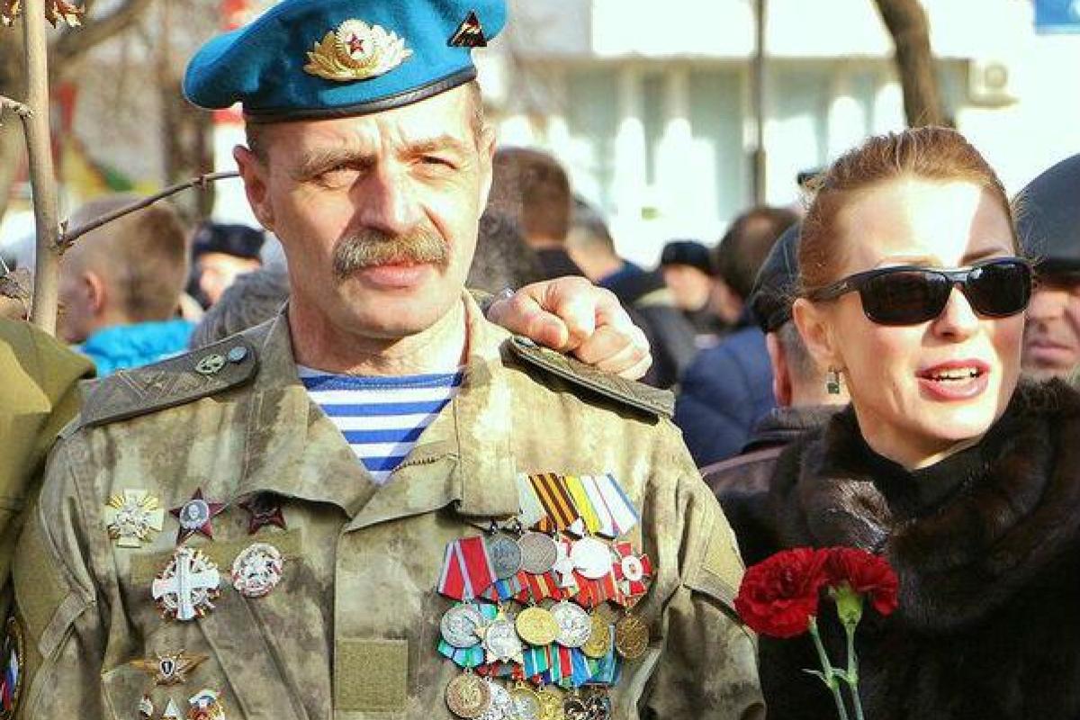 Главарь горловских боевиков Безлер по кличке "Бес" пытал и убивал "на подвале" российских наемников Главарь горловских боевиков Безлер по кличке "Бес" пытал и убивал "на подвале" российских наемников