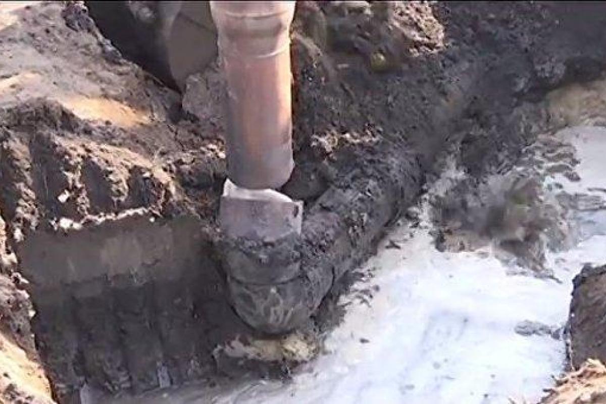На газопроводе под Краматорском произошел взрыв: два поселка остались без света и газа На газопроводе под Краматорском произошел взрыв: два поселка остались без света и газа