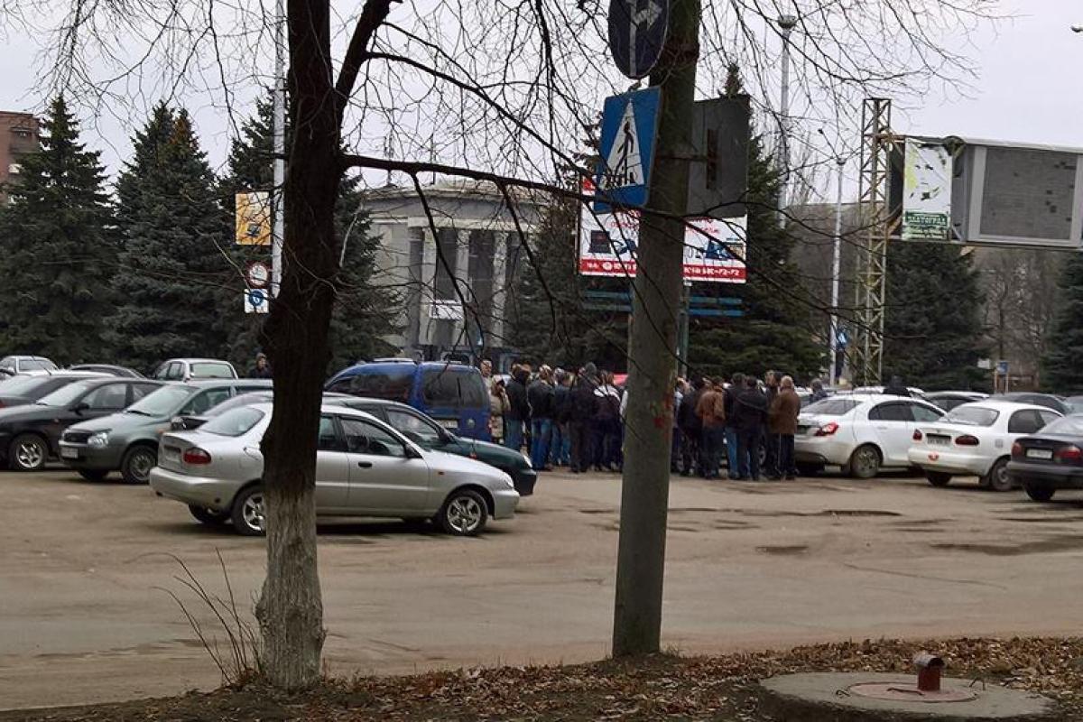 В оккупированной Горловке облава на таксистов: авто арестовывают, водители взбунтовались