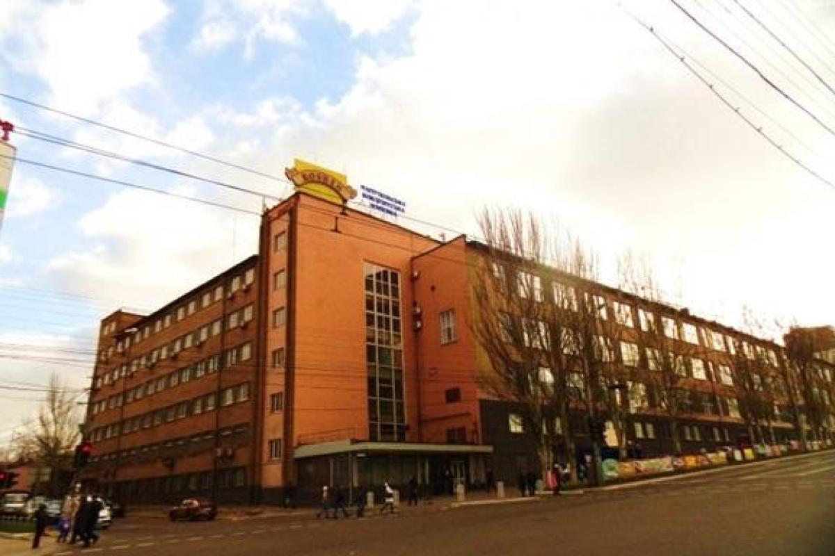 Акционеры приняли решение о продаже кондитерской фабрики "Roshen" в Мариуполе Акционеры приняли решение о продаже кондитерской фабрики "Roshen" в Мариуполе