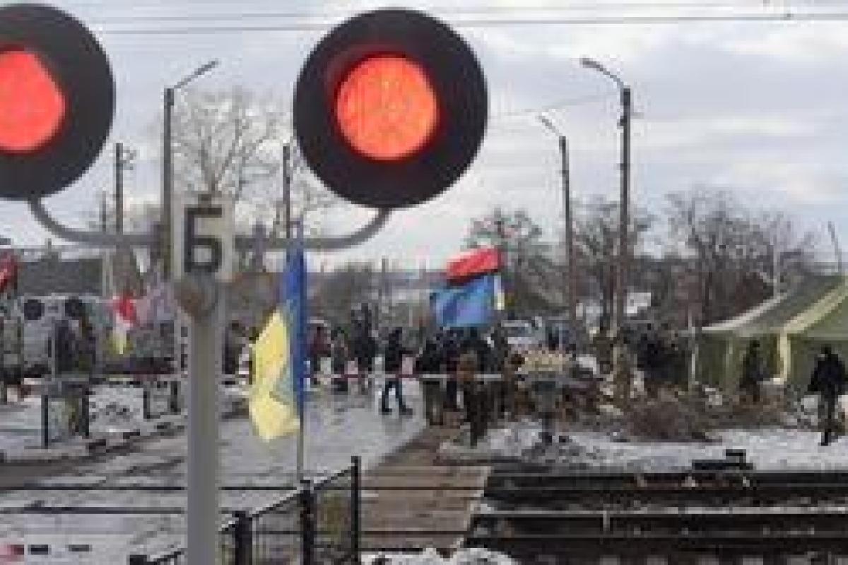 Блокада Донбасса: Что потеряла Украина и что будет с ОРДЛО