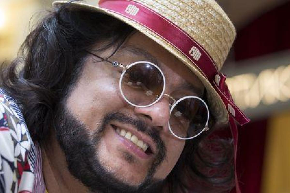 Филипп Киркоров устроил "дикие танцы" под украинский техно-рэп Филипп Киркоров устроил "дикие танцы" под украинский техно-рэп