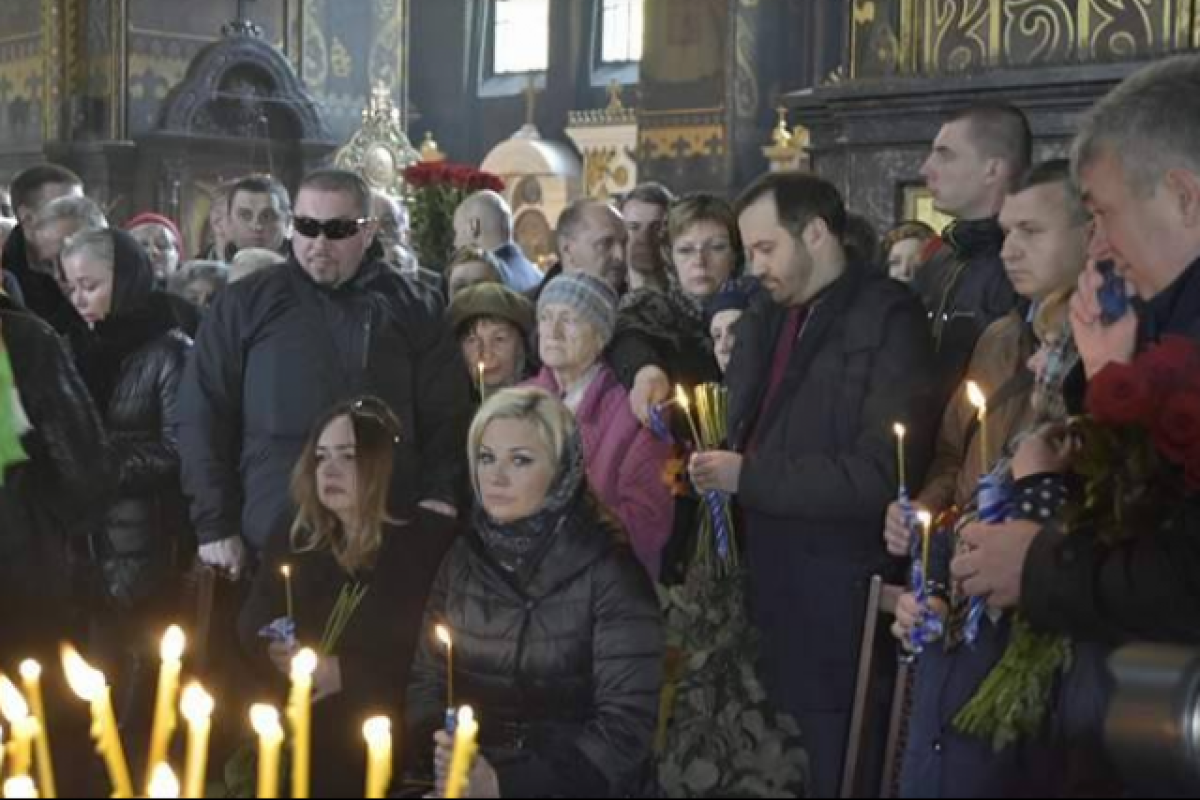 В Киеве прошла церемония прощания с убитым Денисом Вороненковым. В СМИ появились фото В Киеве прошла церемония прощания с убитым Денисом Вороненковым. В СМИ появились фото