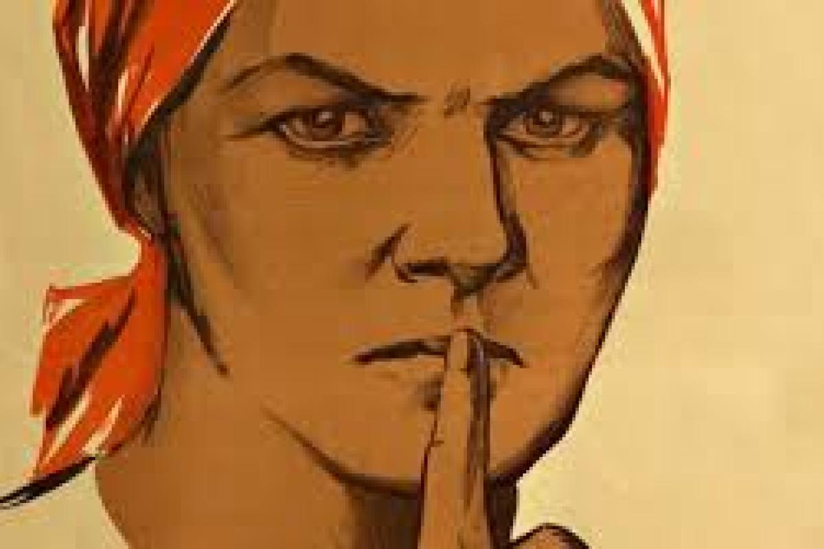 В России старшеклассника за его политическую позицию прямо с уроков забрали в полицию