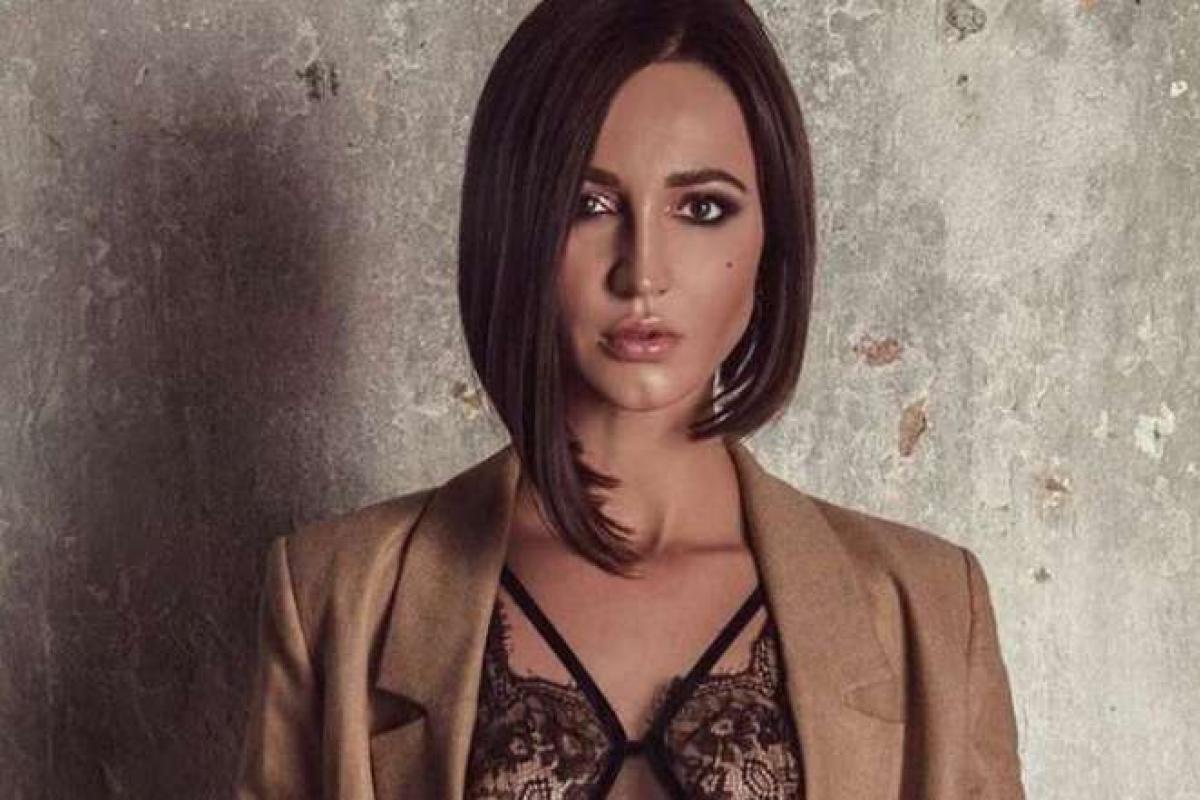 Телеведущая Ольга Бузова опубликовала в Instagram первый снимок после больницы