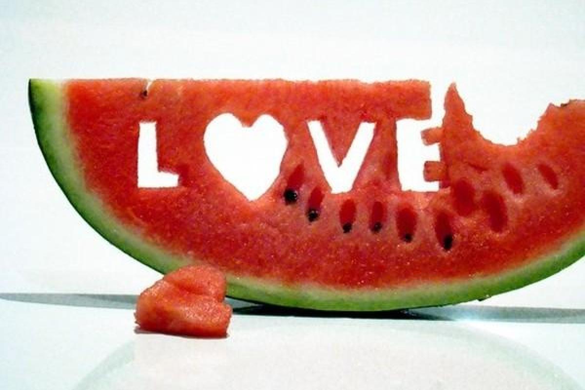 ТОП-5 фруктовых афродизиаков к 8 Марта