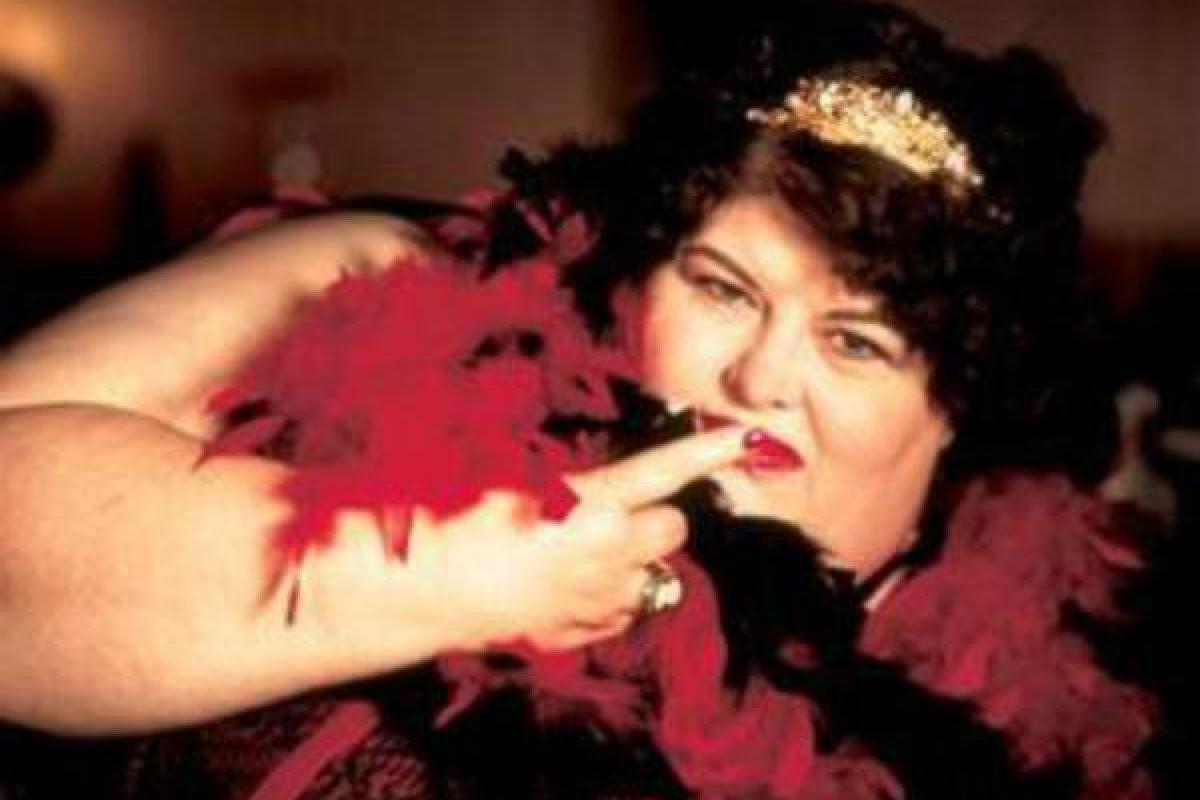 Ушла из жизни американская актриса Дарлин Кейтс Ушла из жизни американская актриса Дарлин Кейтс