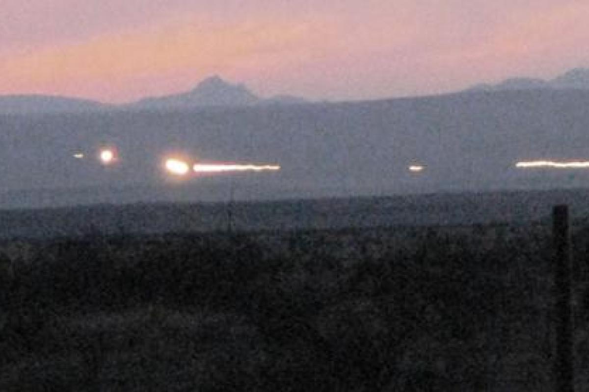 Ученые до сих пор не могут объяснить феномен блуждающих огней, появляющихся в западном Техасе Ученые до сих пор не могут объяснить феномен блуждающих огней, появляющихся в западном Техасе