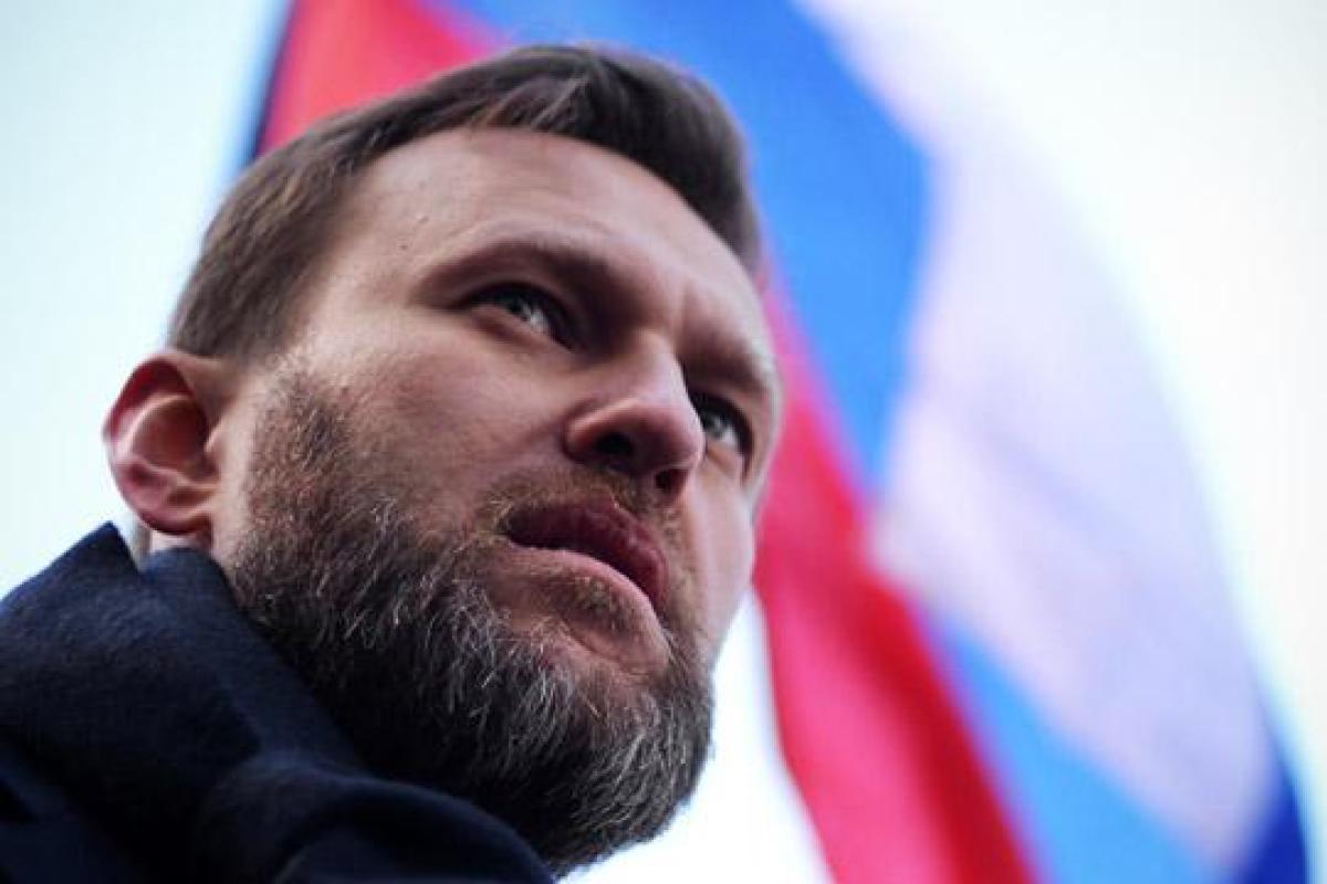 Тверской о Навальном: Кому нужен президент, который готов гарантировать неприкосновенность диктатору Путину