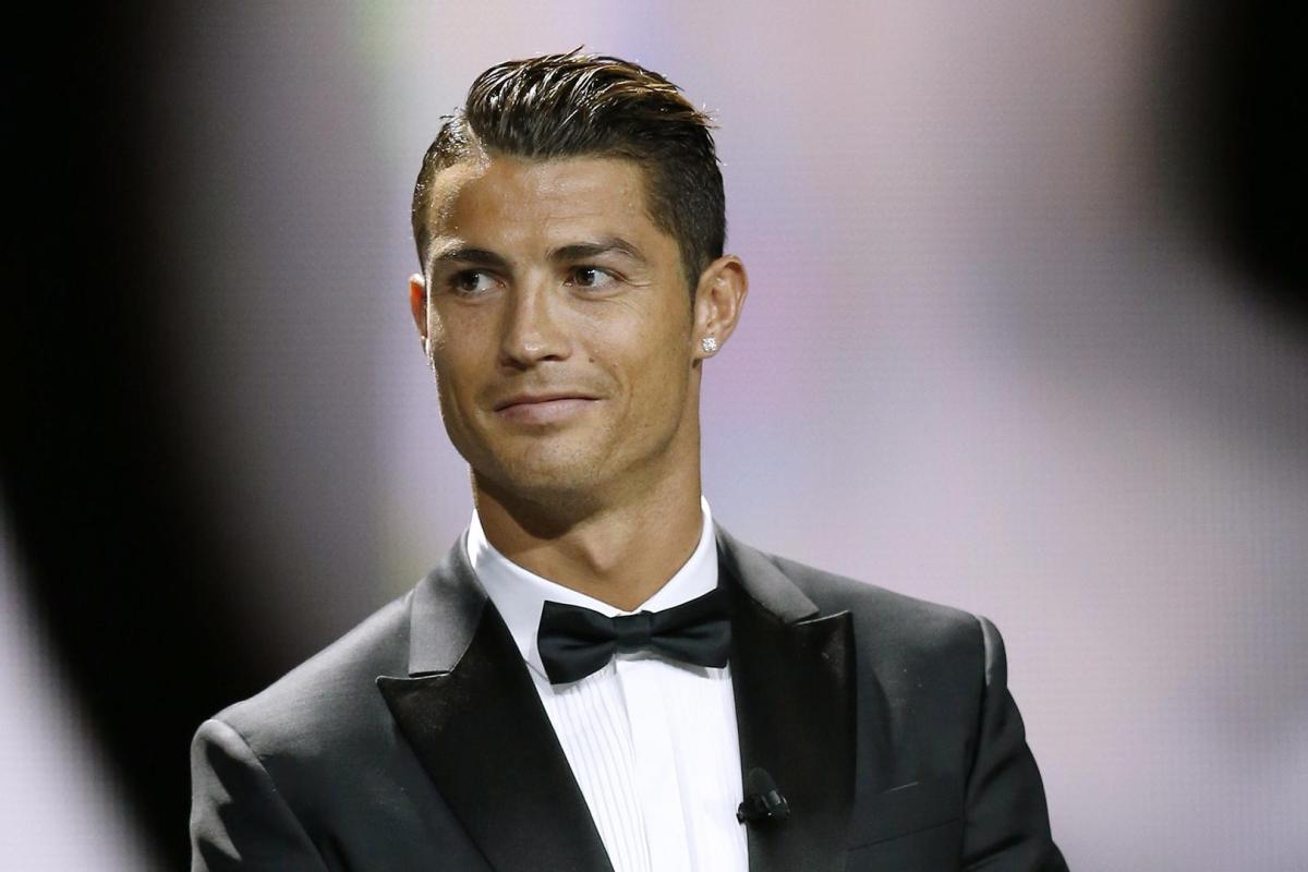 Суррогатная мать родит для футболиста Криштиану Роналду мальчиков-близнецов