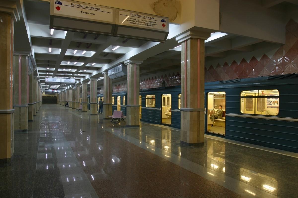 Подразделения полиции в метро Киева, Харькова и Днепра переходят на усиленный вариант несения службы