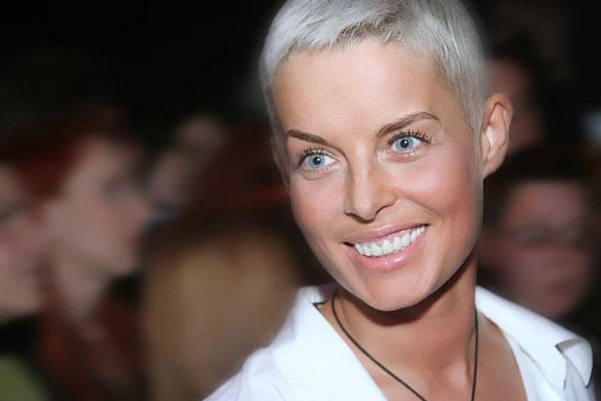 На теле актрисы Анастасии Калманович появилась новая большая татуировка На теле актрисы Анастасии Калманович появилась новая большая татуировка