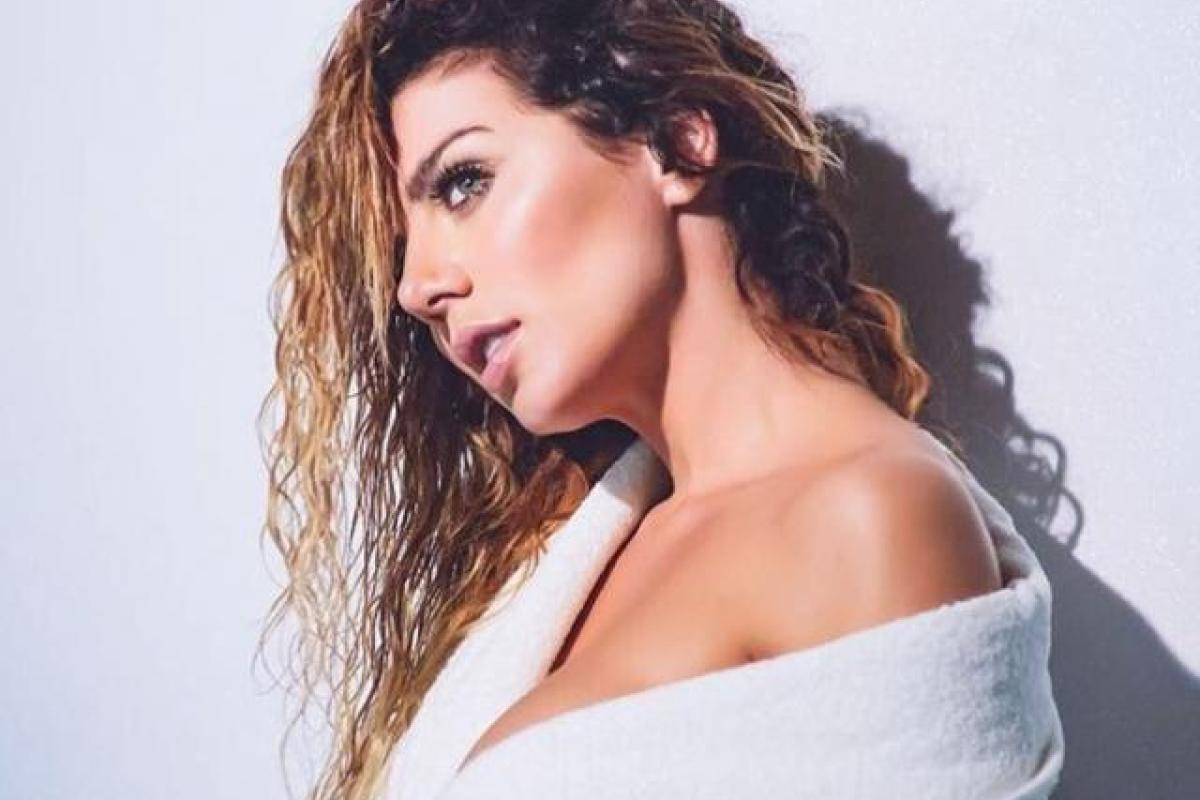 Певица Анна Седокова скрывает от фанатов рождение сына - СМИ Певица Анна Седокова скрывает от фанатов рождение сына - СМИ