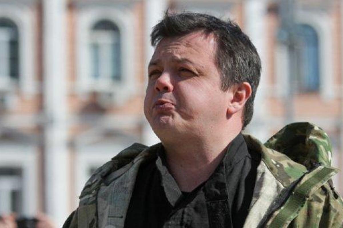 Семенченко сообщил о готовности к "трудному и опасному" второму этапу блокады Семенченко сообщил о готовности к "трудному и опасному" второму этапу блокады