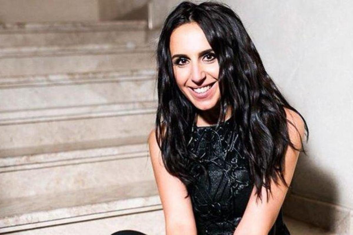 Певица Джамала готовит выход нового зрелищного клипа: появились кадры со съемочной площадки Певица Джамала готовит выход нового зрелищного клипа: появились кадры со съемочной площадки