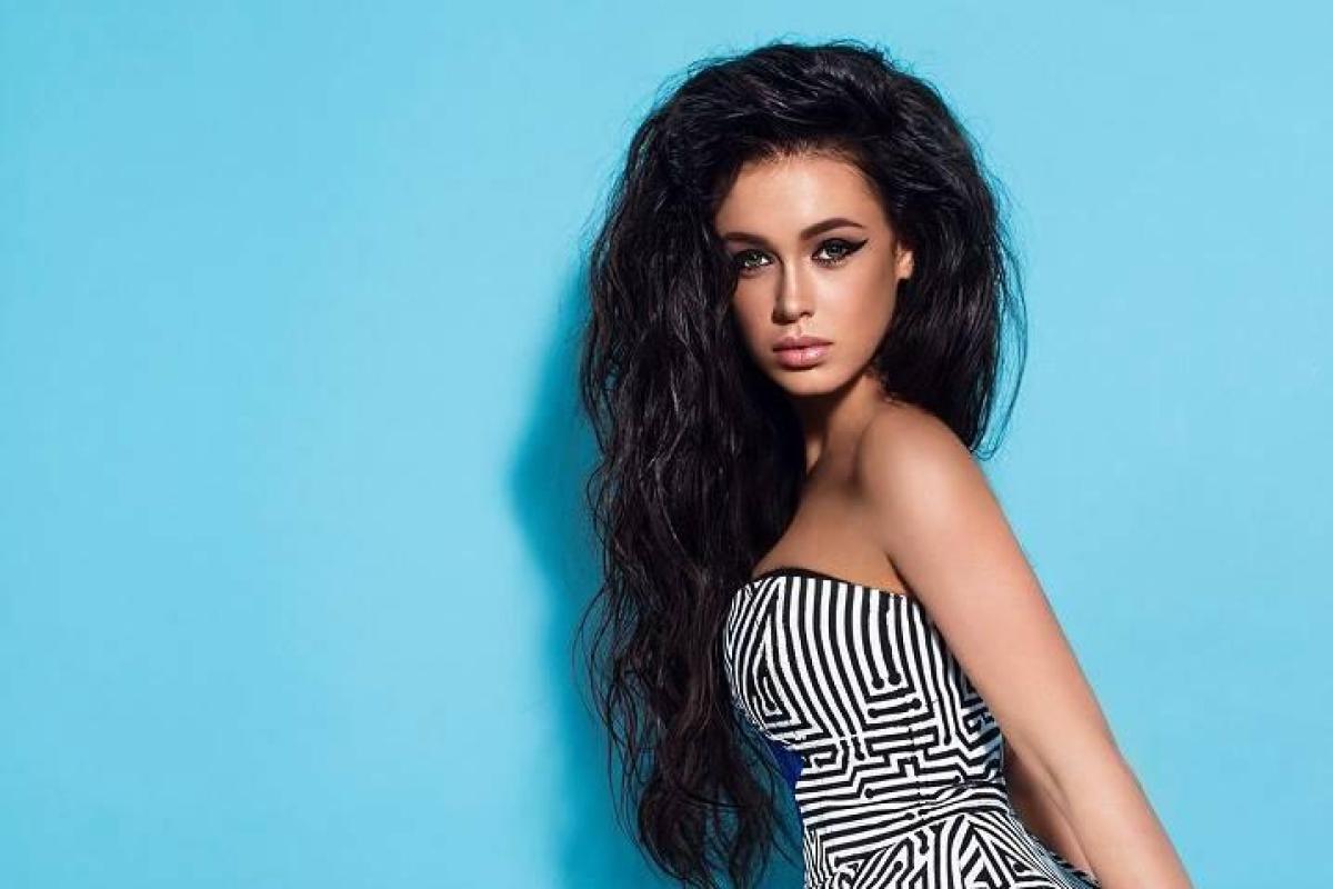 Певица Мария Яремчук презентовала поклонникам новый чувственный клип Певица Мария Яремчук презентовала поклонникам новый чувственный клип