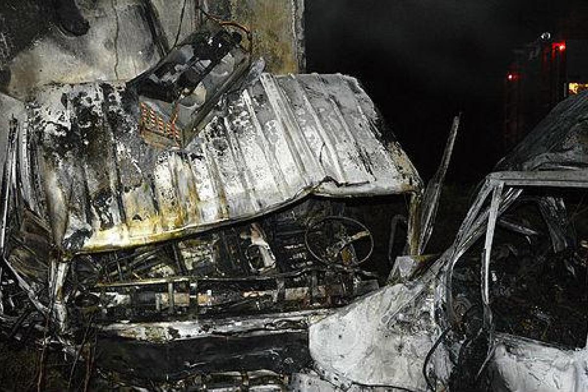 На Волыни при столкновении с грузовиком погиб водитель микроавтобуса и его сын-подросток На Волыни при столкновении с грузовиком погиб водитель микроавтобуса и его сын-подросток