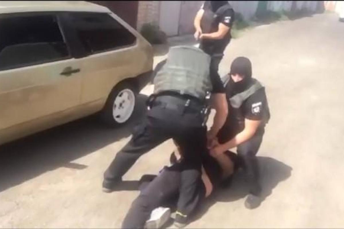 В Черкасской области задержаны преступники, похитившие человека В Черкасской области задержаны преступники, похитившие человека