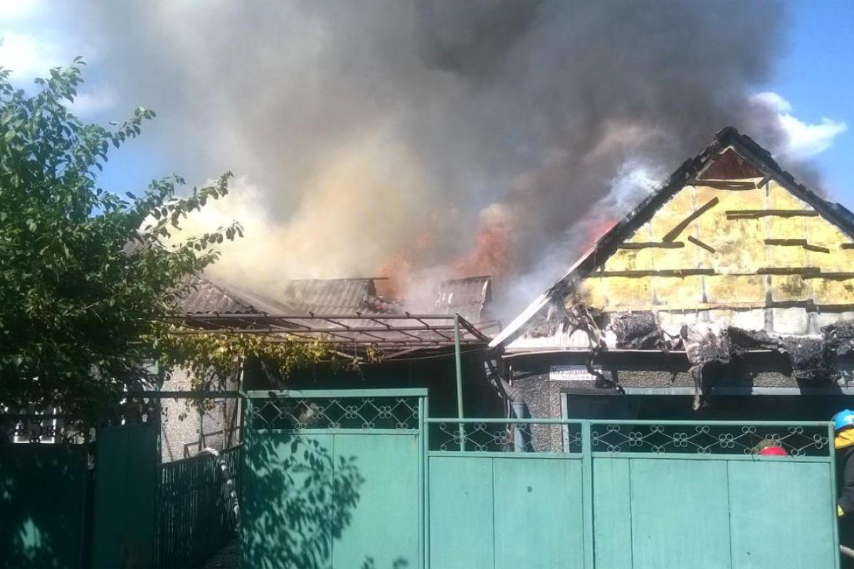 В Мариуполе во время ликвидации пожара спасатели обнаружили тело погибшего мужчины В Мариуполе во время ликвидации пожара спасатели обнаружили тело погибшего мужчины