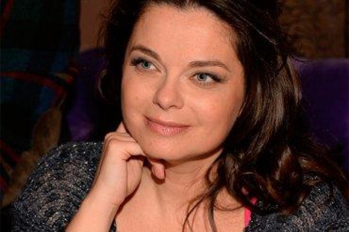 Певица Наташа Королева оригинально поздравила с днем рождения жену своего экс-супруга Певица Наташа Королева оригинально поздравила с днем рождения жену своего экс-супруга