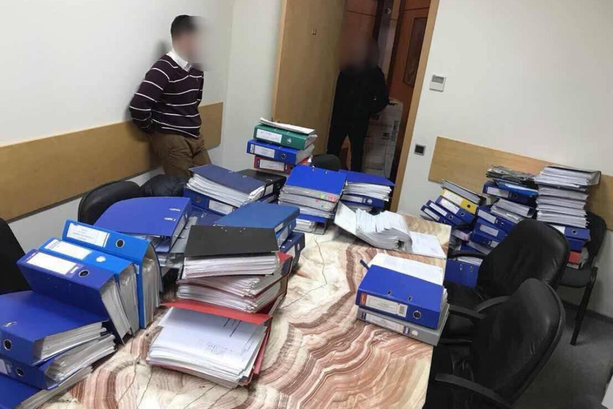 Прокуратура подозревает экс-директора НСК "Олимпийский" в масштабных хищениях Прокуратура подозревает экс-директора НСК "Олимпийский" в масштабных хищениях