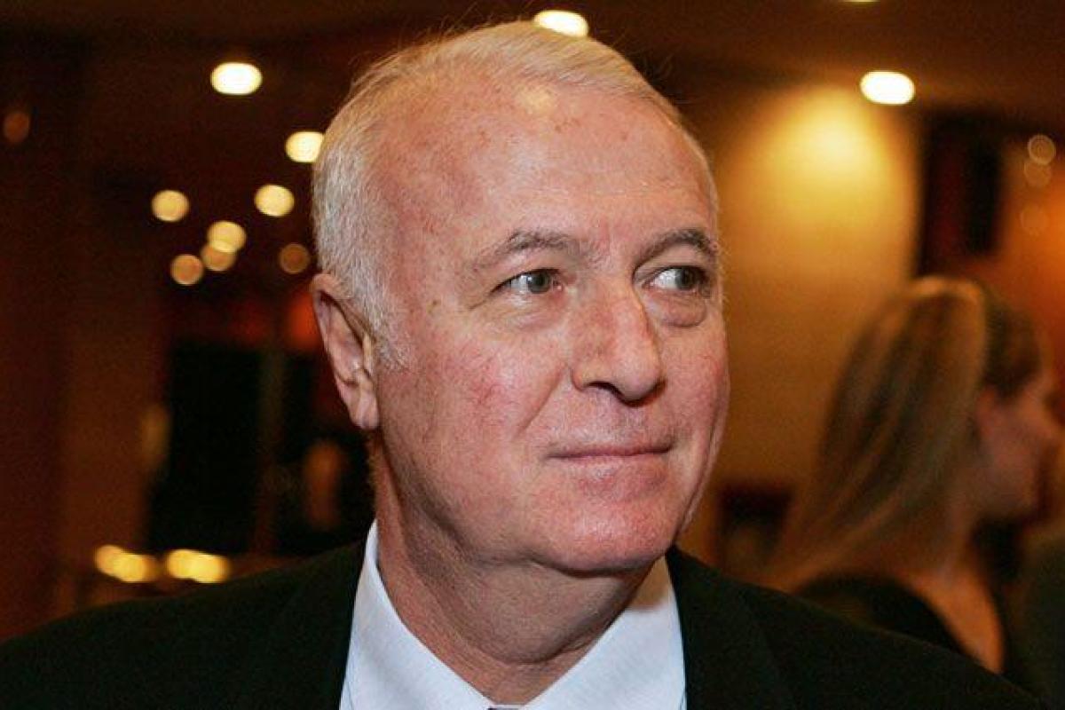 В России найден мертвым известный журналист и телеведущий В России найден мертвым известный журналист и телеведущий