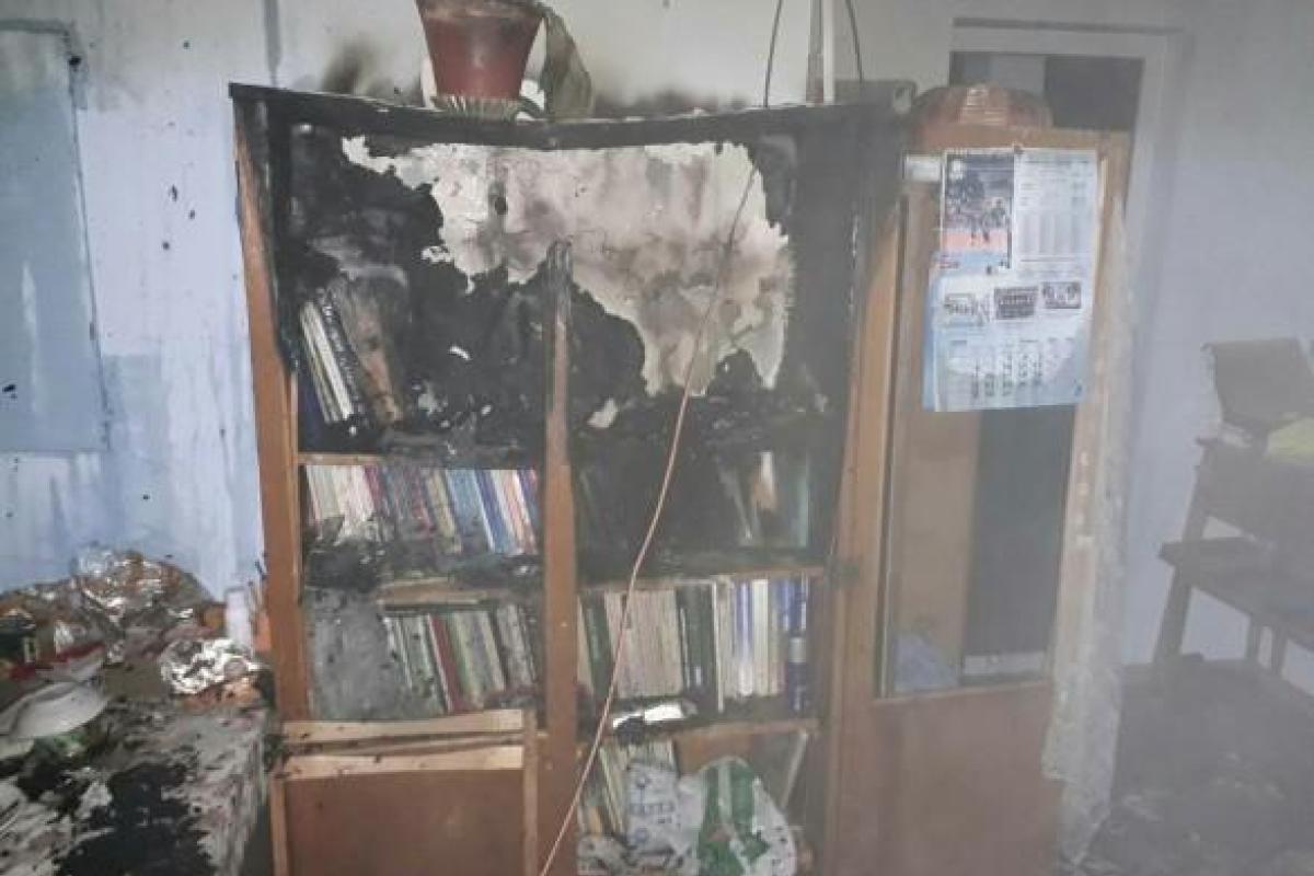 В Киеве вспыхнул пожар в одной из городских школ В Киеве вспыхнул пожар в одной из городских школ
