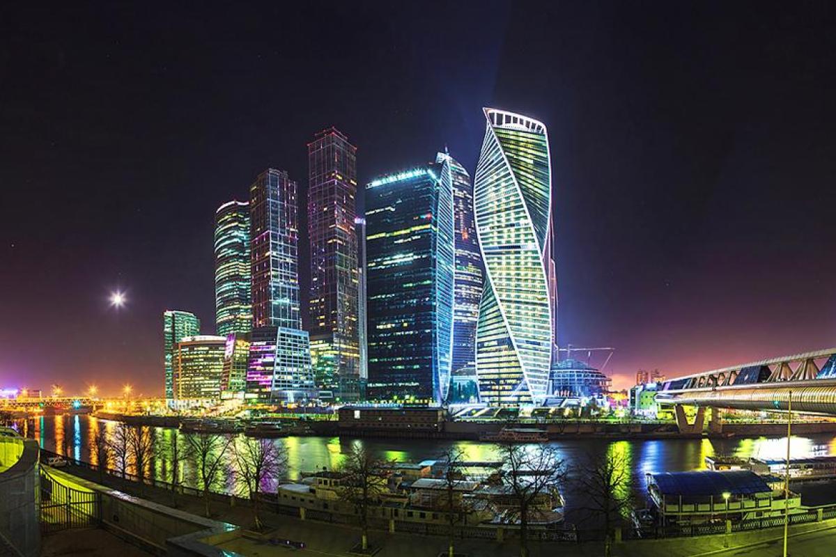 В центре Москвы в результате драки со стрельбой ранения получили 6 человек В центре Москвы в результате драки со стрельбой ранения получили 6 человек