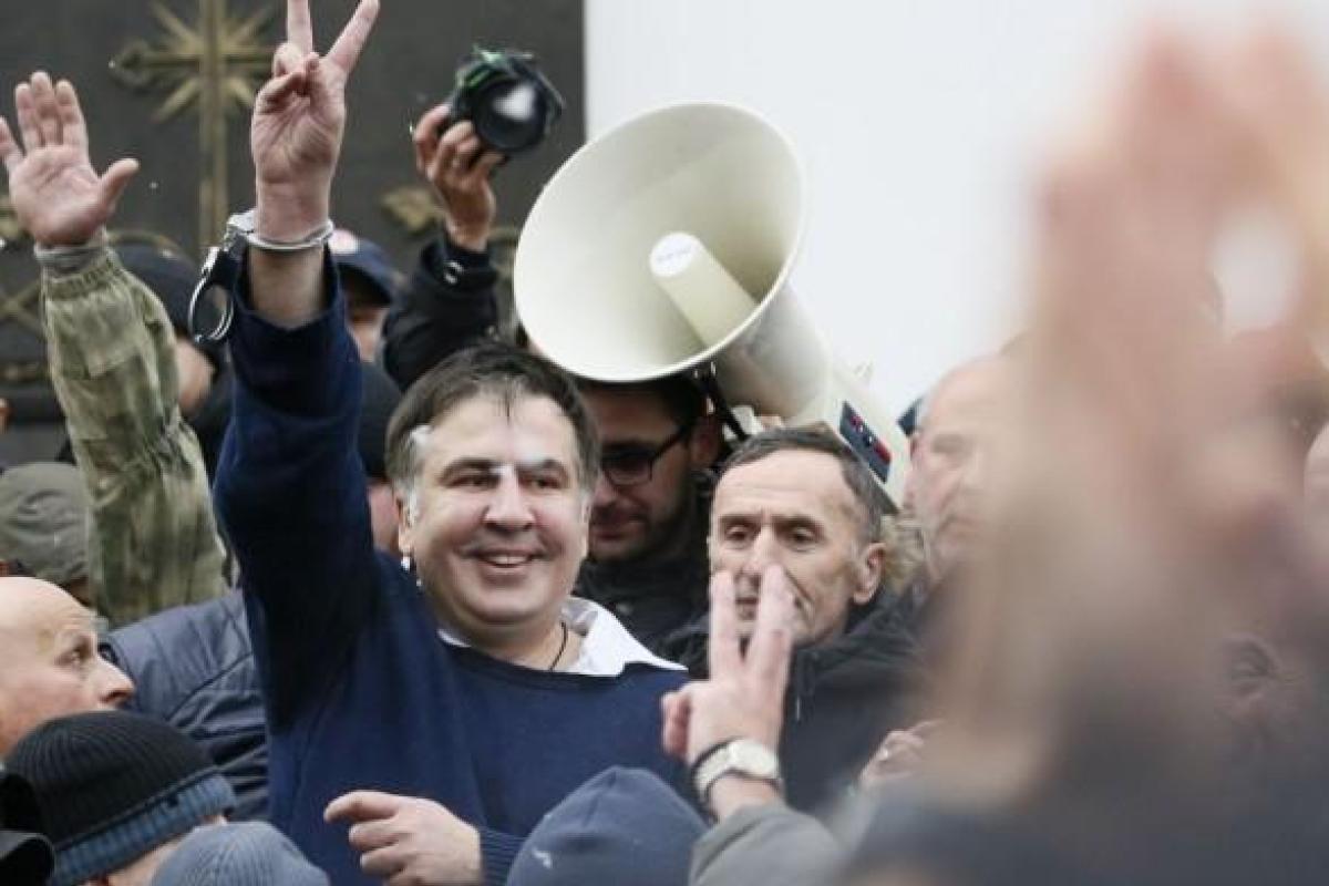 Саакашвили объявил "рождественскую паузу" Саакашвили объявил "рождественскую паузу"