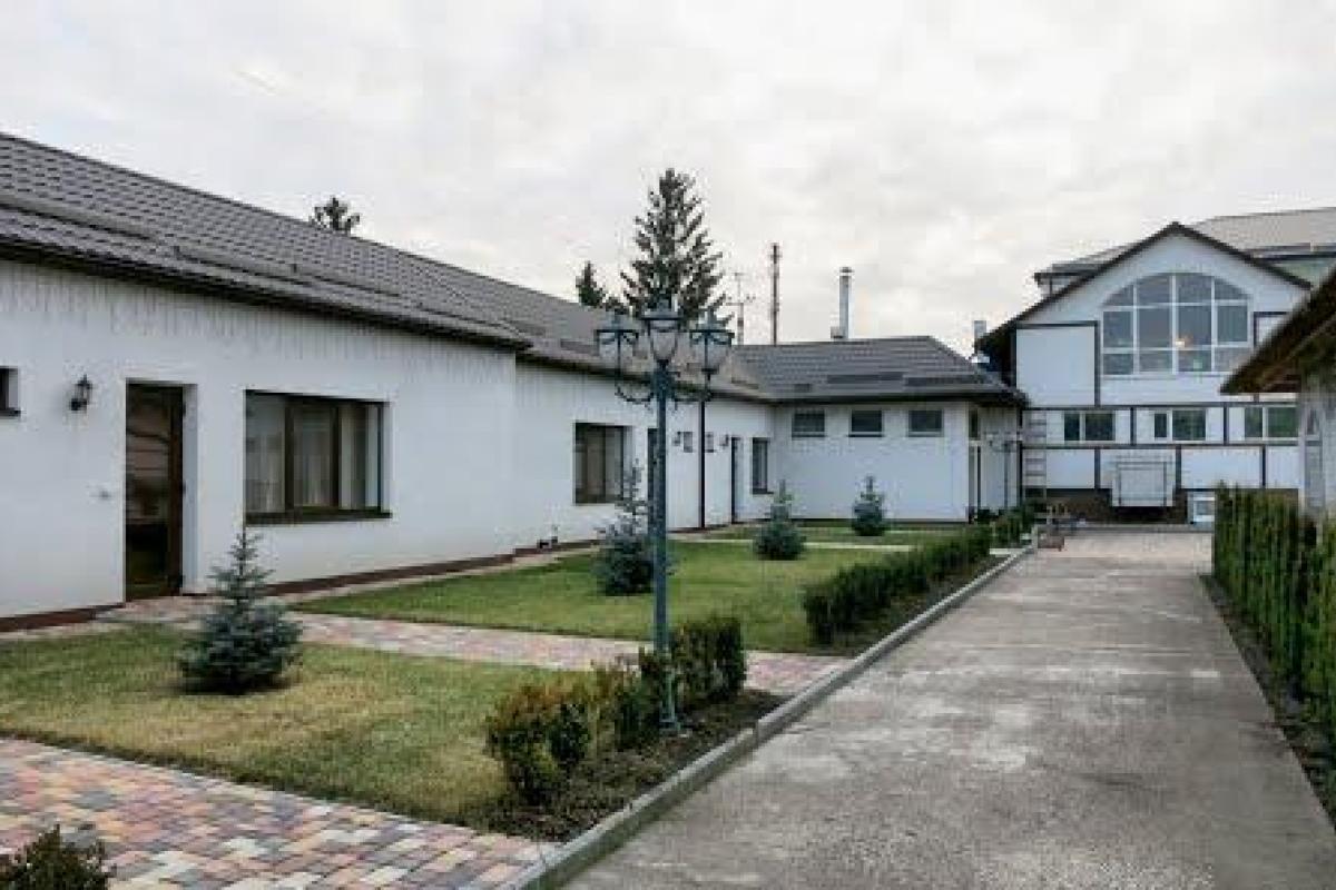 В городе Узин Киевской области горел ресторан "Мега Спорт" В городе Узин Киевской области горел ресторан "Мега Спорт"